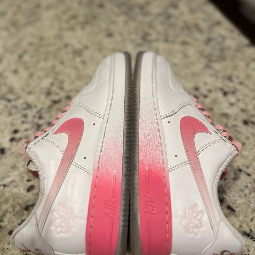 Nike Air Force 1 '07 PRM "San Francisco Chinatown - Lotus Flower" Size 10 - Picture 15 of 15